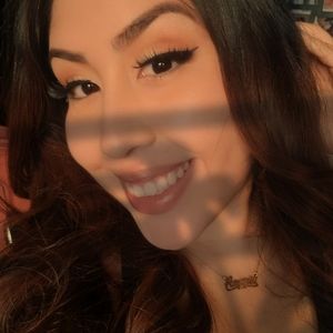 Meet your Posher, Amaris